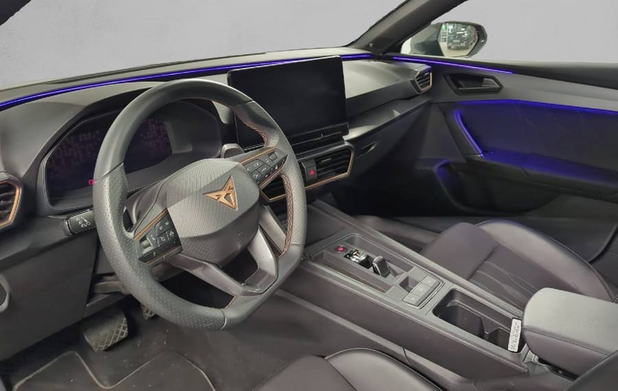 Choisissez votre cupra leonbreak chez CarGo Flex