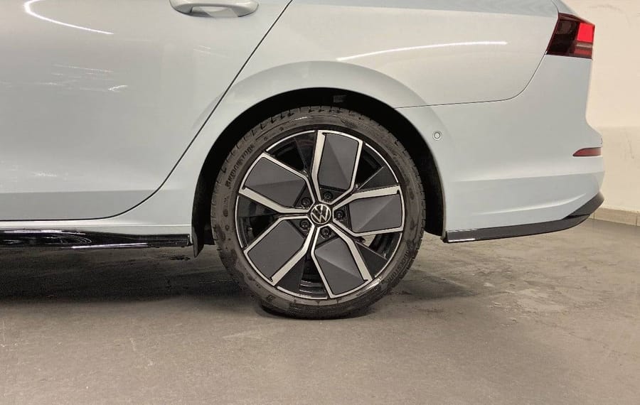 Choisissez votre volkswagen golfbreak chez CarGo Flex