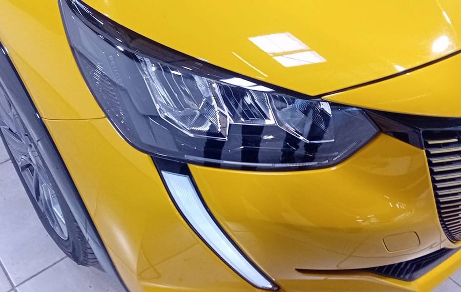 Choisissez votre peugeot 208electrique chez CarGo Flex