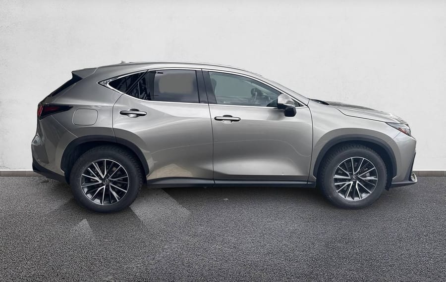 Choisissez votre lexus nx chez CarGo Flex