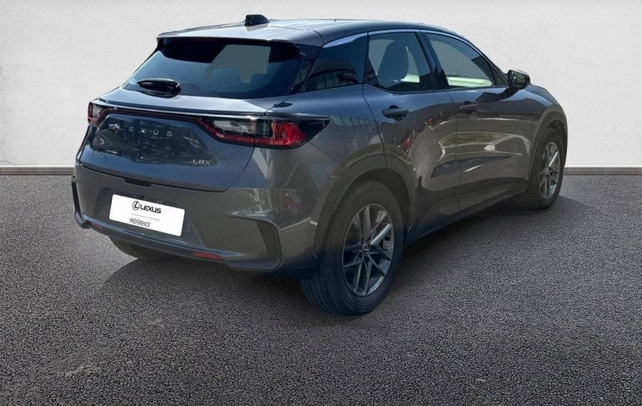 Choisissez votre lexus lbx chez CarGo Flex
