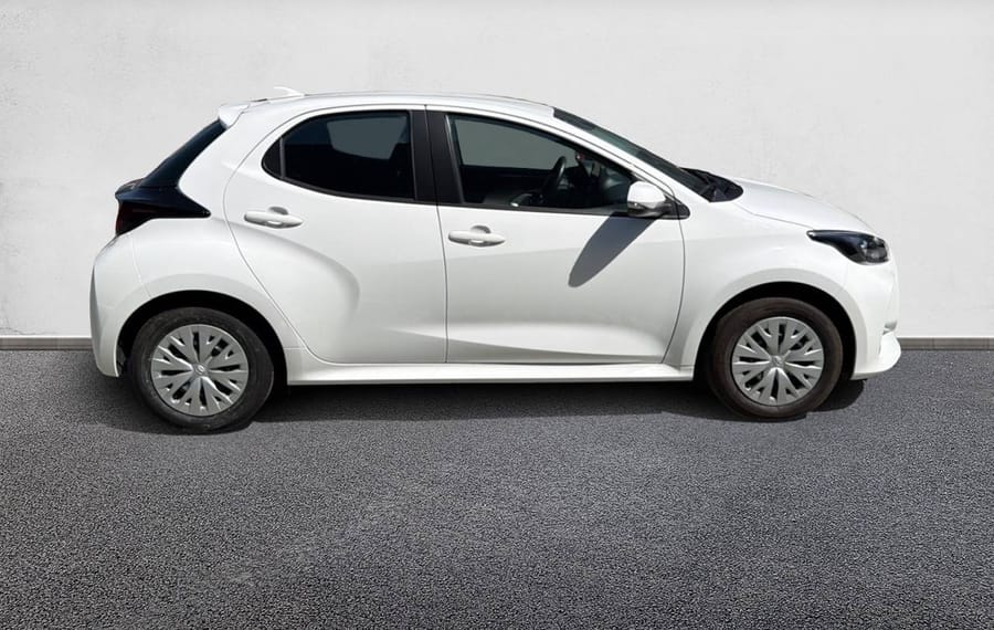 Choisissez votre toyota yaris chez CarGo Flex