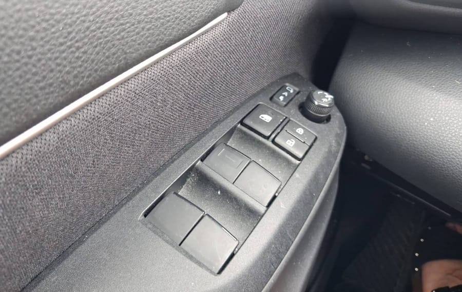 Choisissez votre toyota yariscross chez CarGo Flex