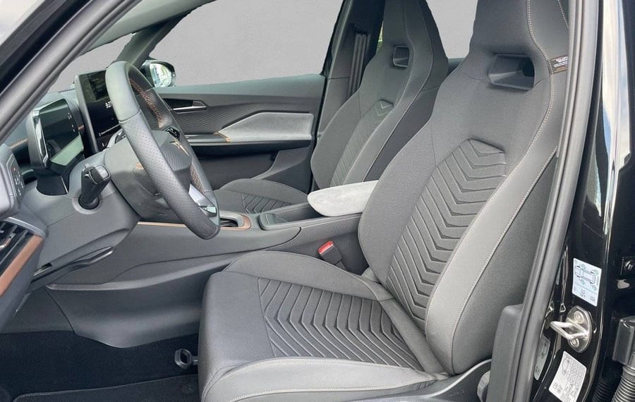 Choisissez votre cupra bornelectrique chez CarGo Flex