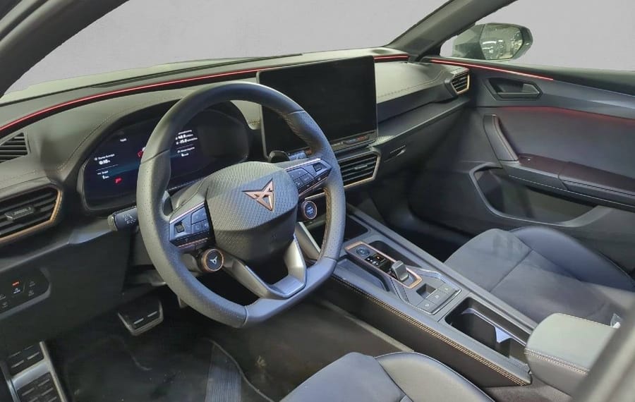 Choisissez votre cupra leon chez CarGo Flex