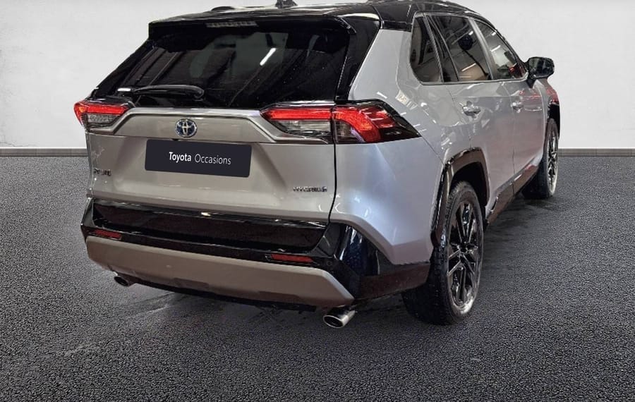 Choisissez votre toyota rav4 chez CarGo Flex