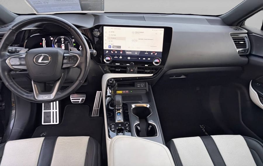 Choisissez votre lexus nx chez CarGo Flex