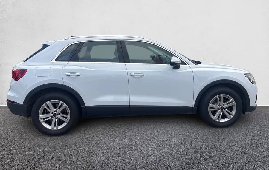 Choisissez votre audi q3 chez CarGo Flex
