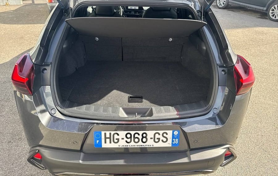 Choisissez votre lexus ux chez CarGo Flex