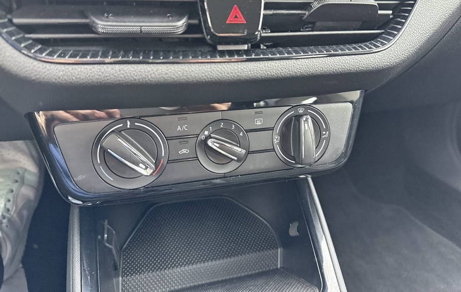 Choisissez votre skoda fabia chez CarGo Flex