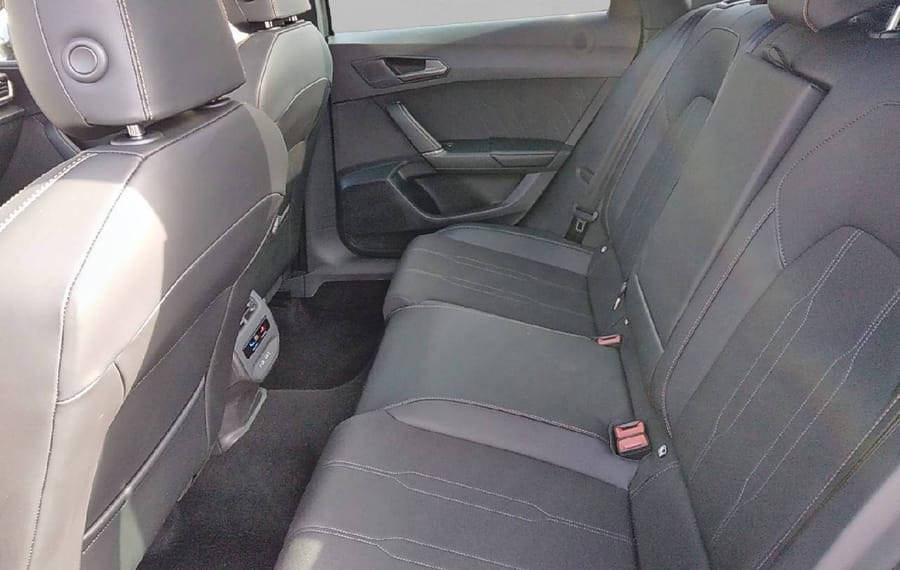 Choisissez votre cupra leonbreak chez CarGo Flex