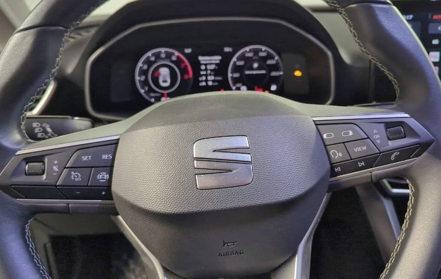 Choisissez votre seat leonbreak chez CarGo Flex