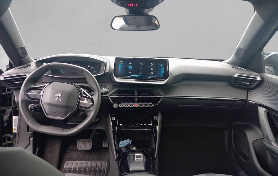 Choisissez votre peugeot 2008electrique chez CarGo Flex