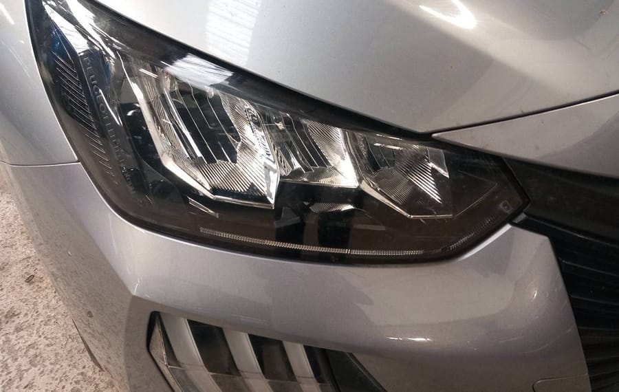 Choisissez votre peugeot 208 chez CarGo Flex