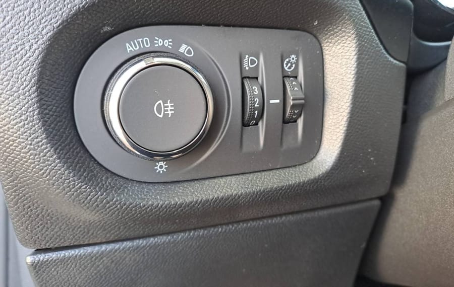 Choisissez votre opel corsa chez CarGo Flex