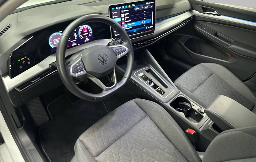 Choisissez votre volkswagen golfbreak chez CarGo Flex