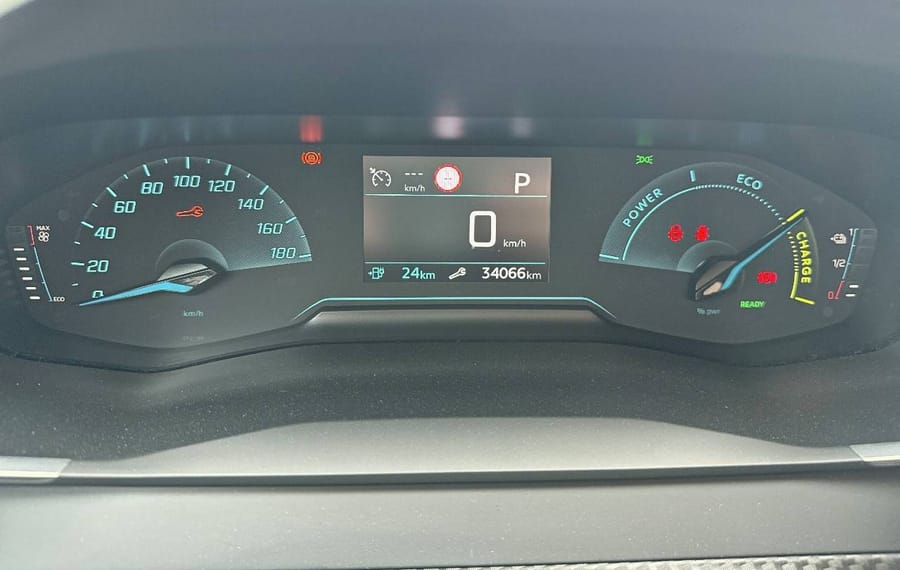 Choisissez votre peugeot 208electrique chez CarGo Flex