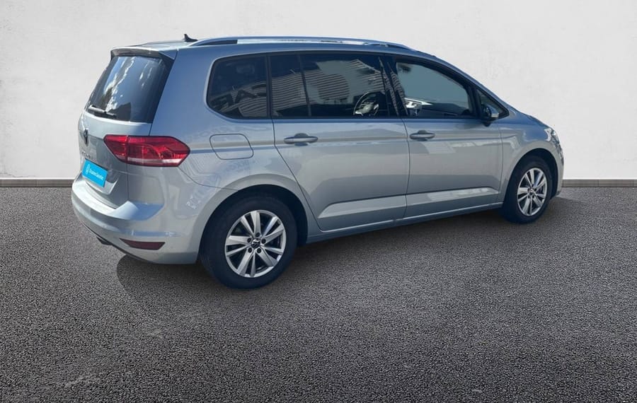 Choisissez votre volkswagen touran chez CarGo Flex