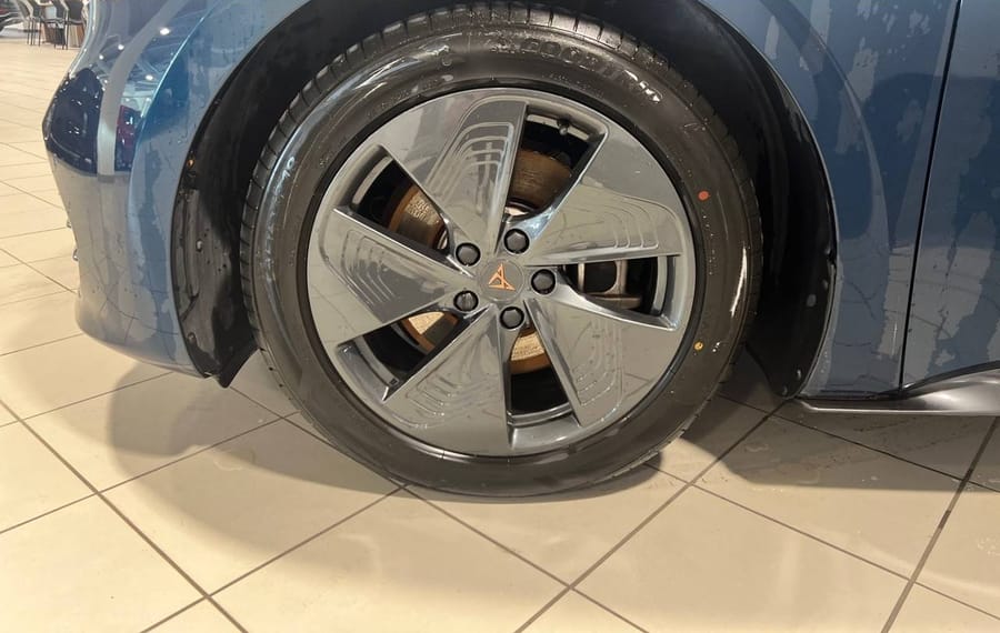 Choisissez votre cupra bornelectrique chez CarGo Flex