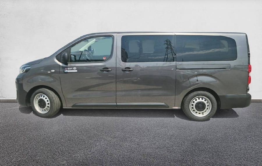 Choisissez votre toyota proacecombi chez CarGo Flex