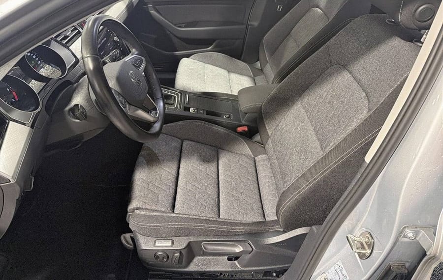 Choisissez votre volkswagen passat chez CarGo Flex