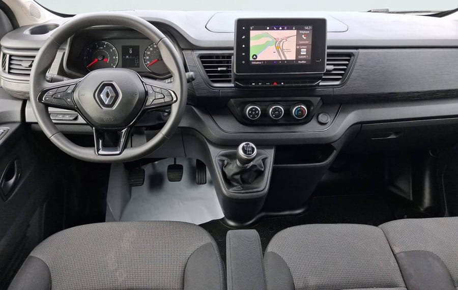 Choisissez votre renault traficcombi chez CarGo Flex
