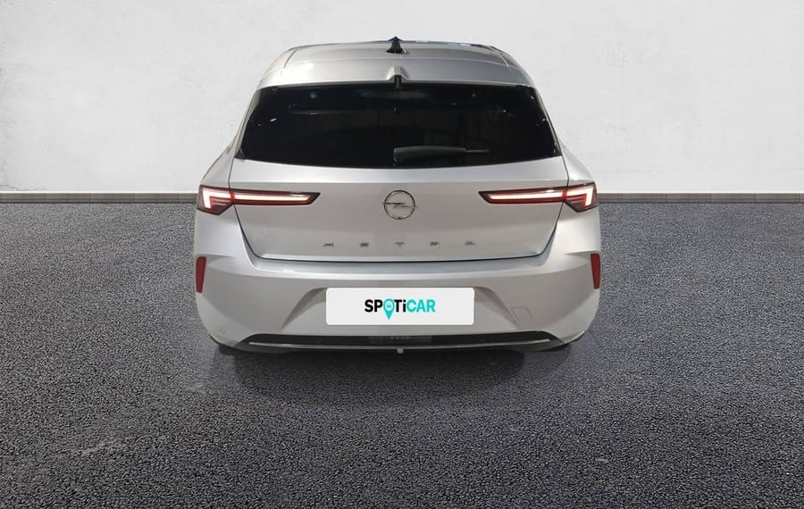 Choisissez votre opel astra chez CarGo Flex