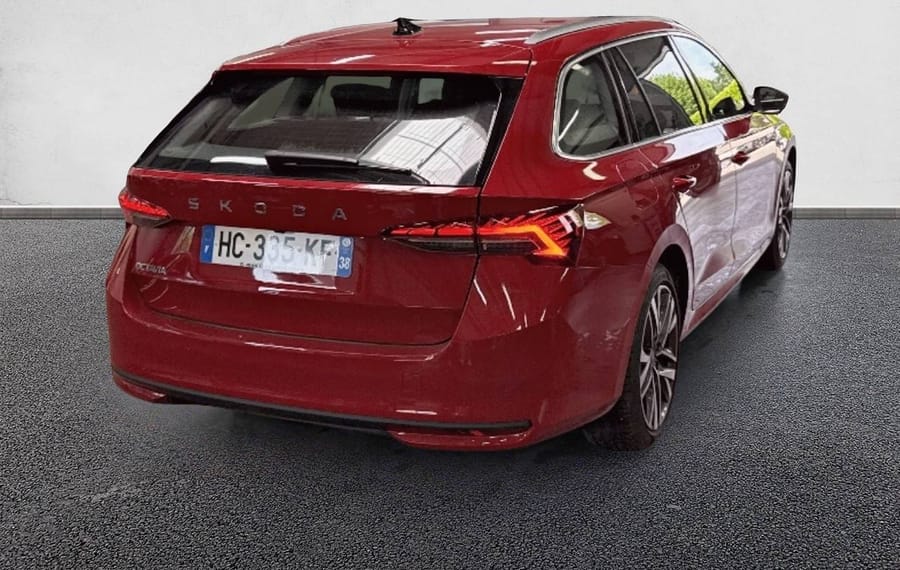 Choisissez votre skoda octaviabreak chez CarGo Flex