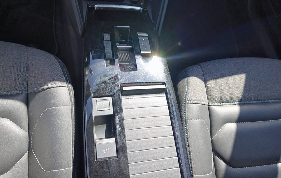 Choisissez votre citroen c4electrique chez CarGo Flex