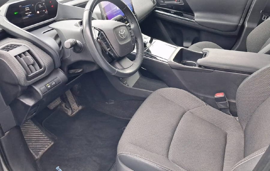 Choisissez votre toyota bz4xelectrique chez CarGo Flex