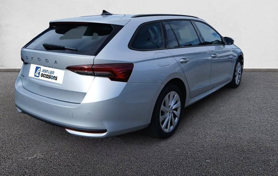 Choisissez votre skoda octaviabreak chez CarGo Flex