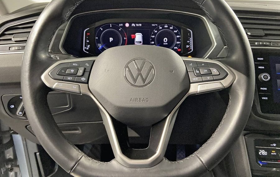 Choisissez votre volkswagen tiguanallspace chez CarGo Flex