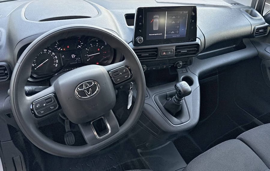 Choisissez votre toyota proacecityverso chez CarGo Flex