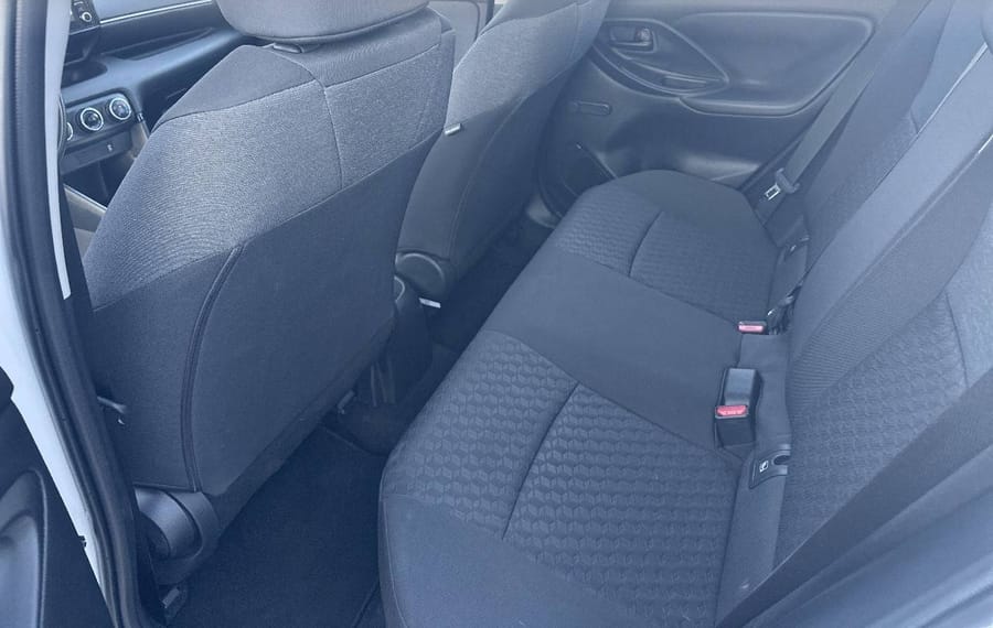 Choisissez votre toyota yaris chez CarGo Flex