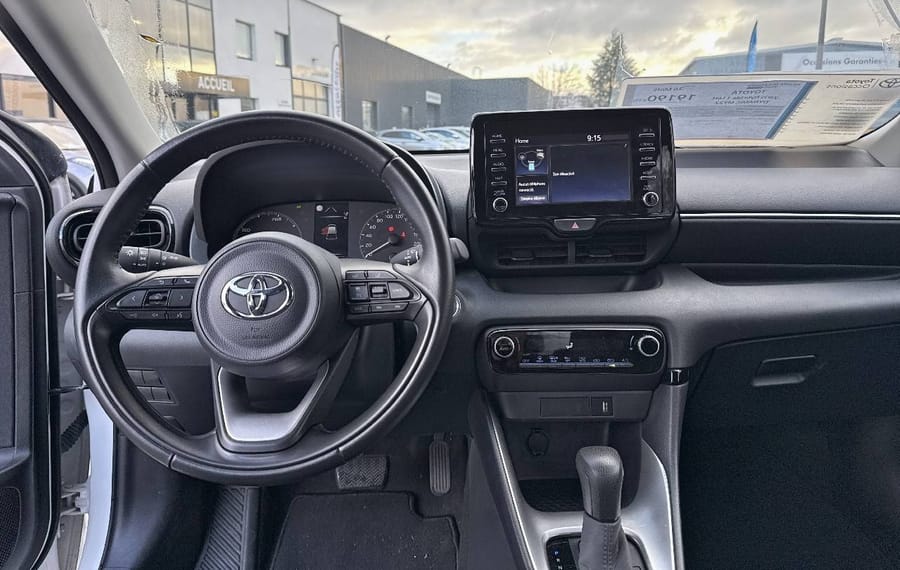 Choisissez votre toyota yaris chez CarGo Flex