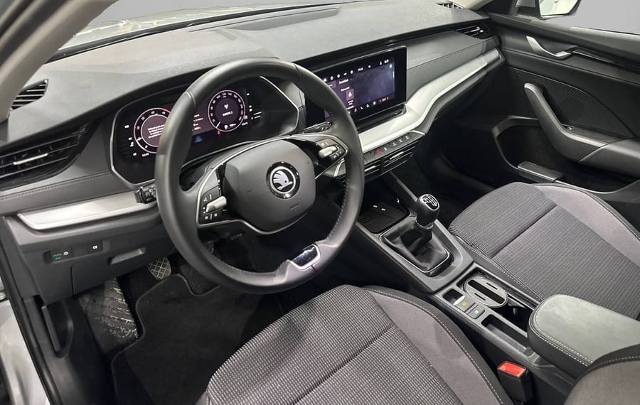 Choisissez votre skoda octavia chez CarGo Flex